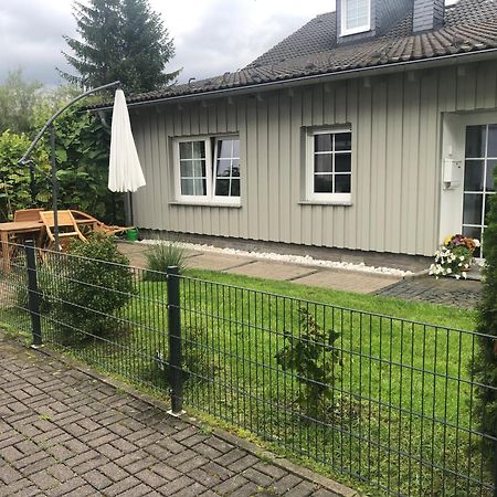 Ferienwohnung Am Rothaarsteig Bad Berleburg Bagian luar foto