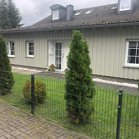 Ferienwohnung Am Rothaarsteig Bad Berleburg Bagian luar foto